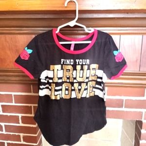 New. Girls shirt